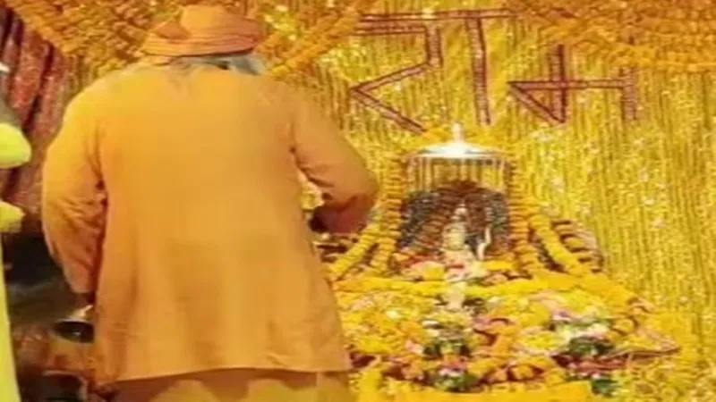 अयोध्या: राम मंदिर के पुजारियों का बढ़ा वेतन, मिलेंगी सरकारी कर्मचारियों की तरह सुविधाएं