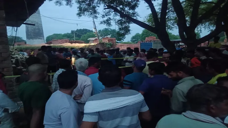 रायबरेली: बदमाशों ने ईंट भट्ठे के चौकीदार की चाकुओं से गोदकर की निर्मम हत्या, लूटे दो लाख 