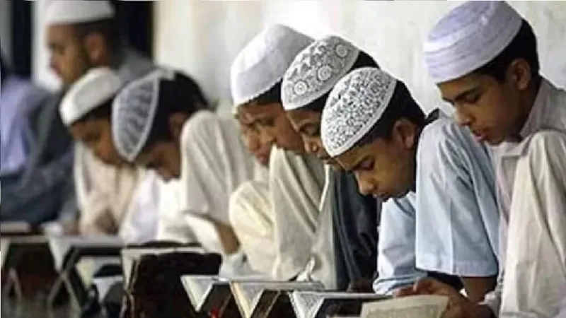 गैर मान्यता प्राप्त मदरसों को बेसिक शिक्षा विभाग का नोटिस अवैध: मदरसा बोर्ड 