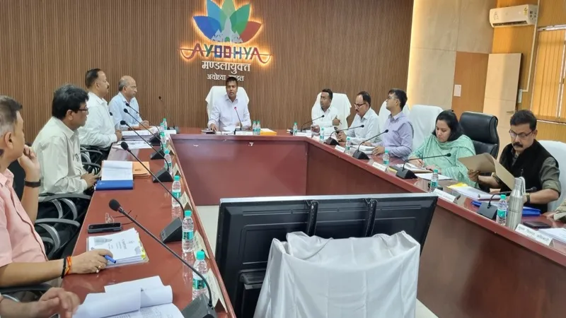 डाटा सही नहीं मिला तो होगी कठोर कार्रवाई : मण्डलायुक्त 