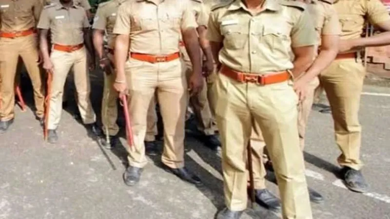 अतीक के बेटों ने इंटरनेट काल पर किससे की बात, पूछताछ करने हटवा गांव पहुंची पुलिस