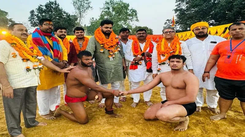 अयोध्या: दंगल में बनारस व गोरखपुर के पहलवानों का दबदबा