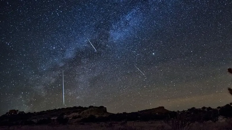 अक्टूबर के ओरियोनिड्स उल्कापात को कैसे देखें और आकाश के चमत्कारों का कैसे करें चिंतन 