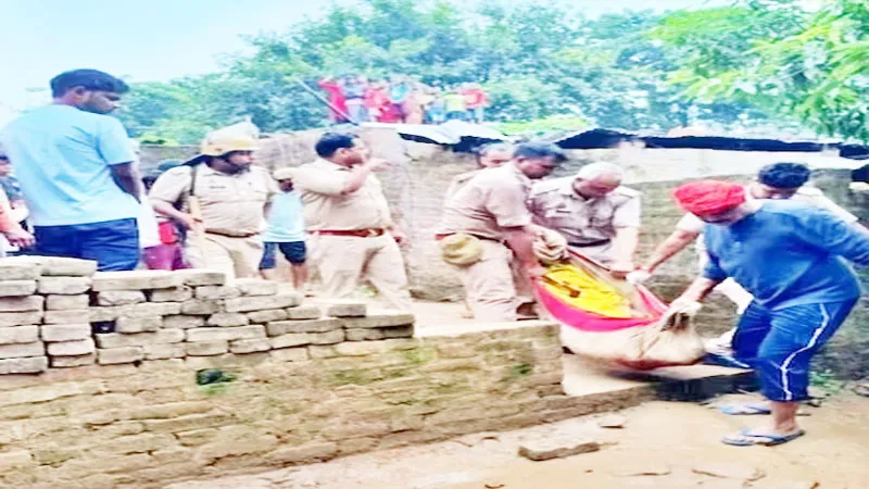 देवरिया हत्याकांड: मृतक सत्यप्रकाश की बेटी ने सीएम योगी से की मांग, बोली- हत्यारों का हो एनकाउंटर या दी जाए फांसी