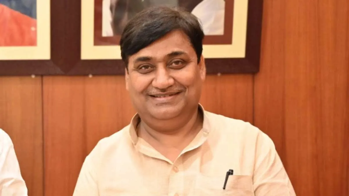  ED ने धन शोधन मामले में राजस्थान कांग्रेस अध्यक्ष गोविंद सिंह डोटासरा के परिसरों पर की छापेमारी 