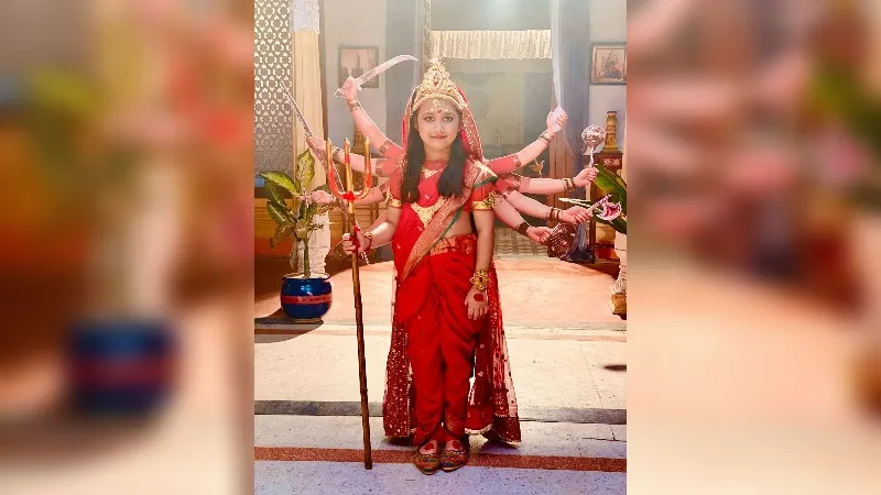 फर्रुखाबाद की बेटी मिशिका अभिनय में दिखाएंगी दम, इक कुड़ी पंजाब दी में मिला रोल, घर पर बधाई देने वालों का लगा तांता