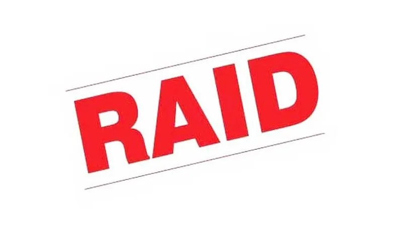 रामपुर: तीन क्लीनिक और एक पैथॉलाजी लैब पर लगा ताला, नोडल अधिकारी ने की छापामार कार्रवाई