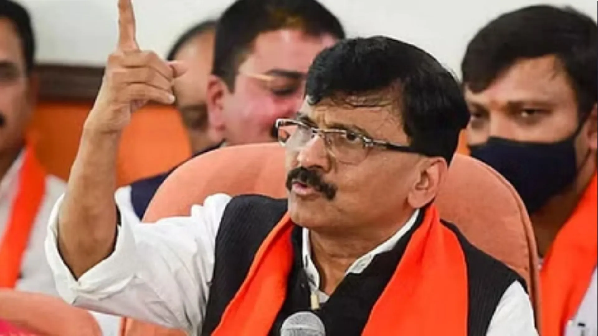 'छत्रपति शिवाजी महाराज की असली ‘वाघ नख’ है शिवसेना', संजय राउत का दावा