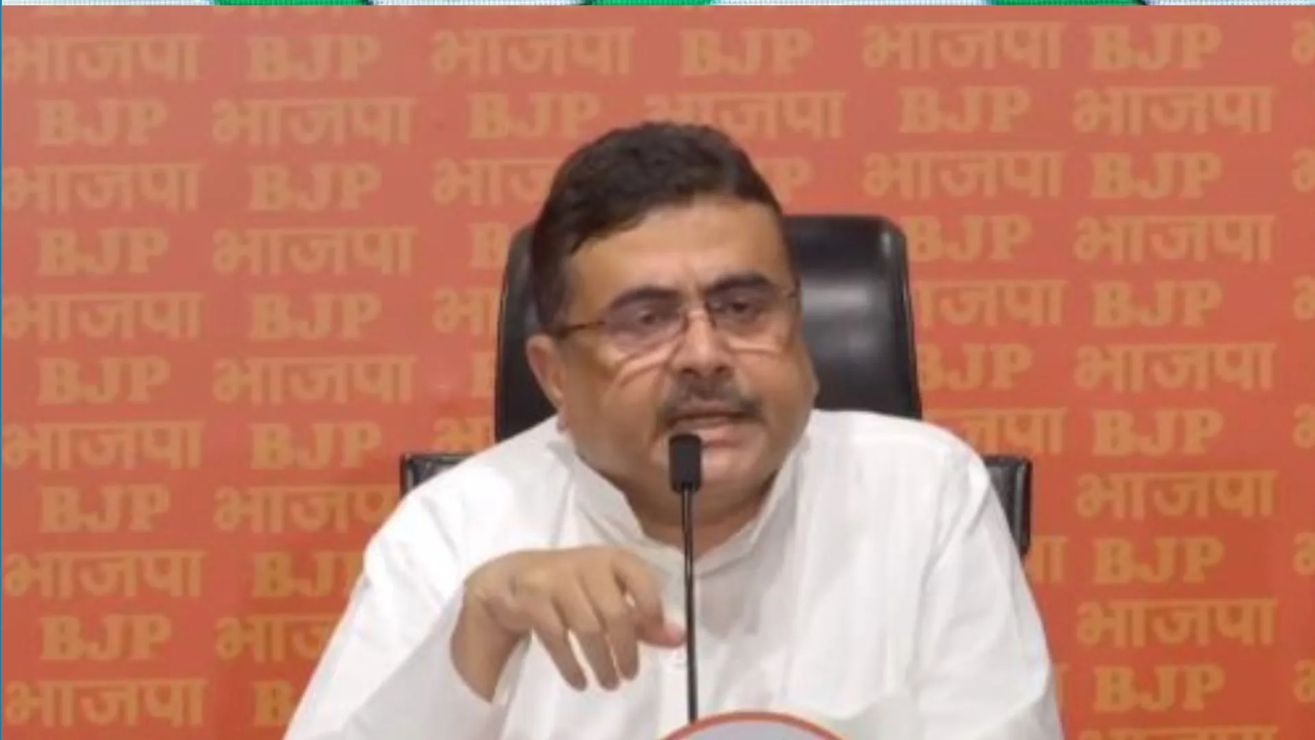 पश्चिम बंगाल में केंद्र की योजनाओं में ‘भ्रष्टाचार’ की सीबीआई जांच हो : शुभेंदु अधिकारी 