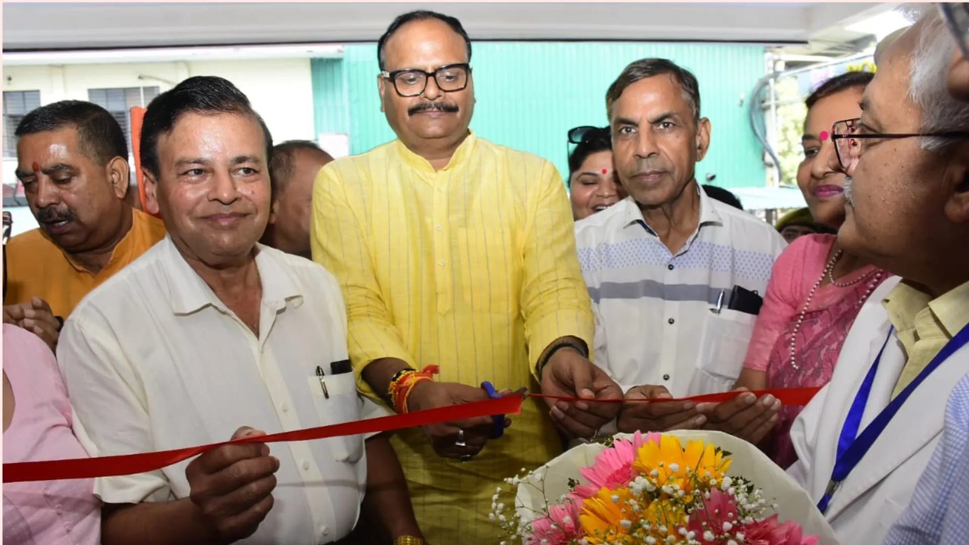 बरेली: रोहिलखंड मेडिकल कॉलेज पहुंचे उपमुख्यमंत्री ब्रजेश पाठक, कैंसर इंस्टीट्यूट का किया लोकार्पण