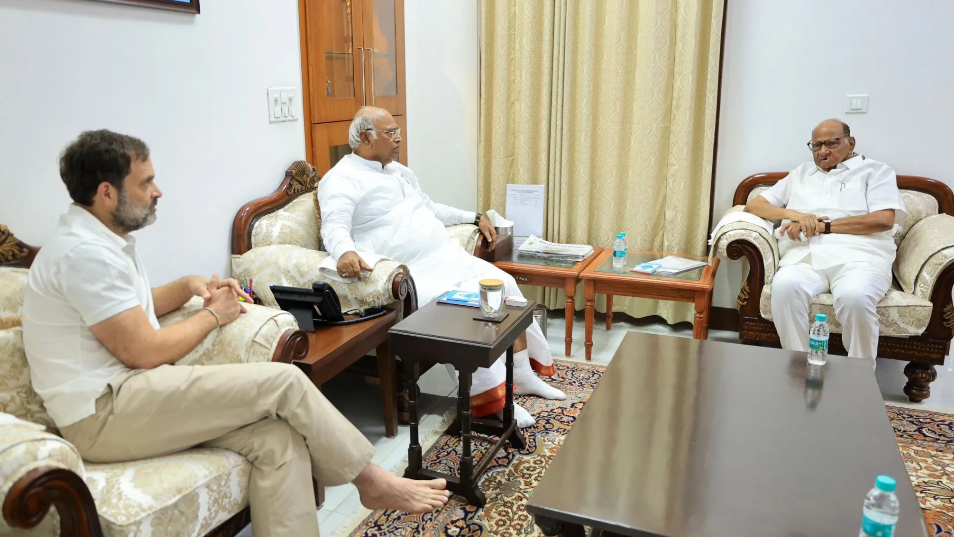 खड़गे और राहुल से मिले पवार, ‘इंडिया’ गठबंधन की आगे की रणनीति पर की चर्चा