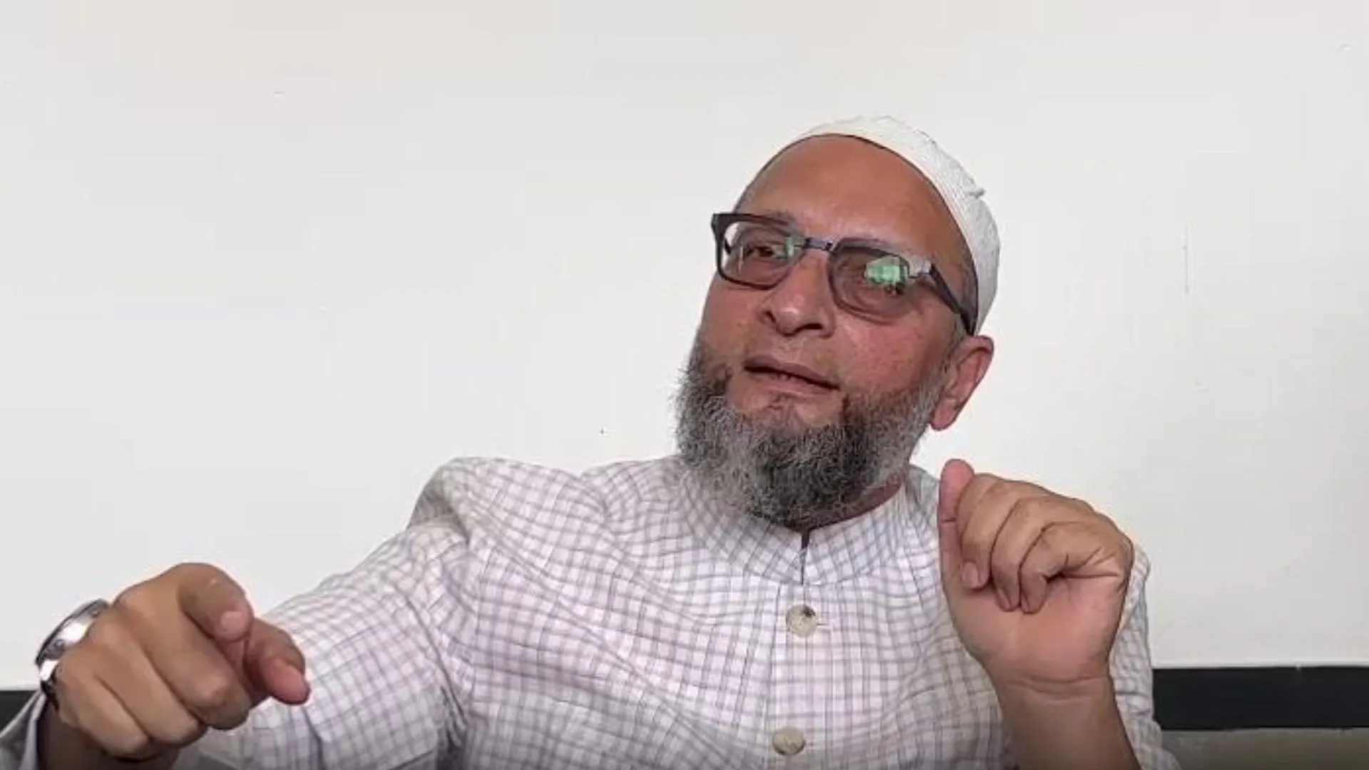 चंद्रशेखर राव एक बार फिर तेलंगाना के मुख्यमंत्री बनेंगे : एआईएमआईएम प्रमुख ओवैसी 