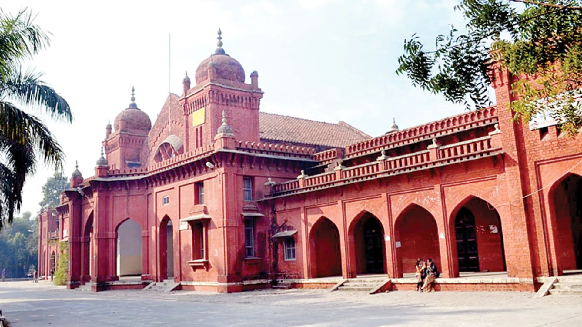 बरेली: परास्नातक द्वितीय सेमेस्टर में होंगे सिर्फ पांच प्रश्नपत्र