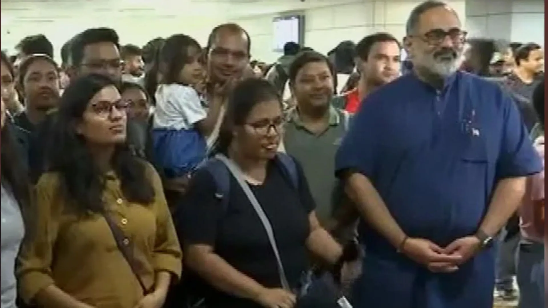 Operation Ajay: 212 भारतीयों को लेकर इजरायल से पहला जत्था दिल्ली पहुंचा, एयरपोर्ट पर राजीव चंद्रशेखर ने किया स्वागत