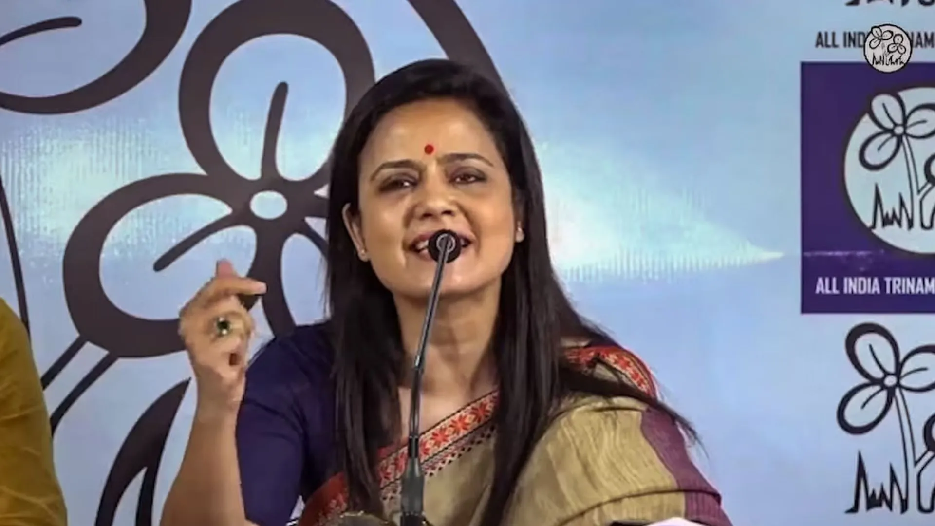 सवाल के लिए रिश्वत विवाद : भाजपा ने तृणमूल सांसद महुआ मोइत्रा को बर्खास्त करने की मांग की 