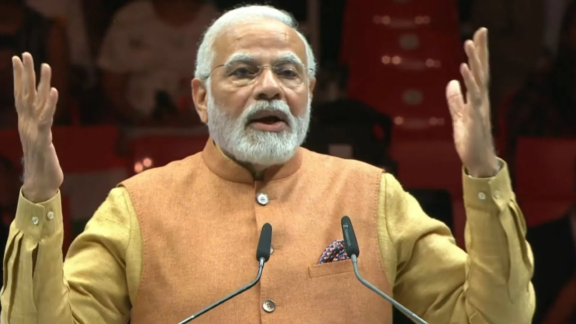 प्रधानमंत्री मोदी ने किया गुजरात की पहली हैरिटेज ट्रेन का शुभारंभ 