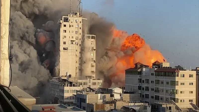 Israel-Palestine War: हमास हमले के जवाब में इजराइल ने उठाए कई महत्वपूर्ण सैन्य कदम, गाजा पर कब्जे के लिए उतारे एक लाख सैनिक