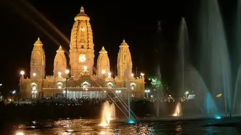 Kanpur News: अब छोटे कपड़े पहनकर जेके मंदिर में नहीं कर सकेंगे इंट्री, अंदर जाने के लिए इन नियमों का करना होगा पालन