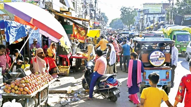 Kanpur: वन-वे से व्यापार हो रहा चौपट, कल्याणपुर-पनकी रोड के व्यापारी परेशान, बोले- करोड़ों का हो रहा नुकसान