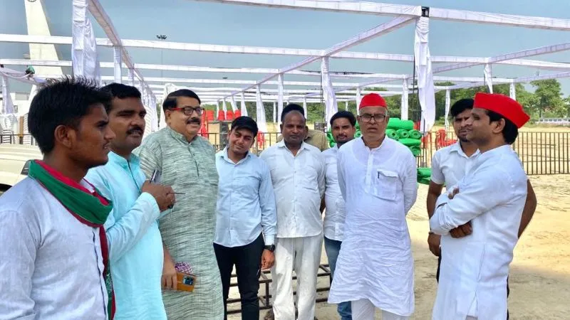 Etawah: मुलायम सिंह की प्रथम पुण्यतिथि पर होगी श्रद्धांजलि सभा, सैफई में तैयारियां पूरी, प्रदेश भर से नेता जुटेंगे