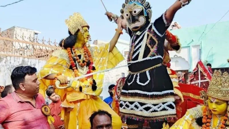 Ramleela 2023: मेघनाथ के शीश को गोद में रख सती हो गई सुलोचना... यहाँ रावण का पुतला जलाया नहीं गिराया जाता 