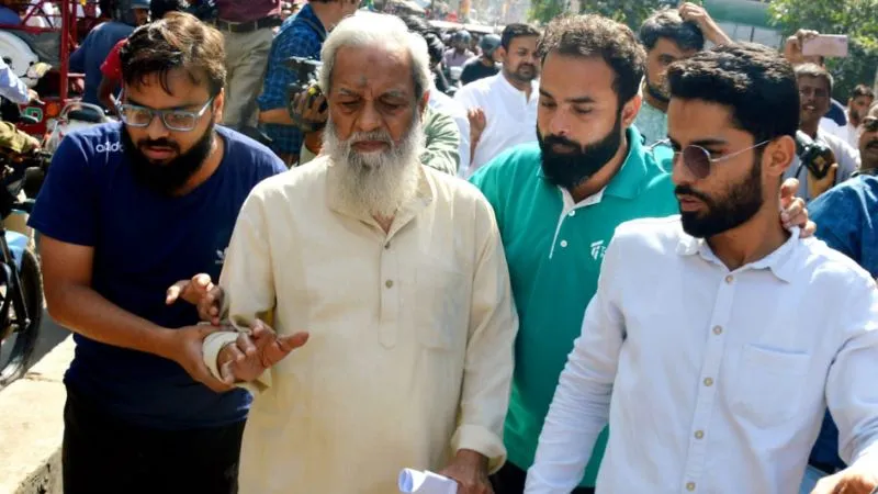 NIA Raid: कानपुर में एनआईए का छापा, डॉ. अबरार अहमद को परिवार समेत उठाया, पूछताछ के बाद सभी को छोड़ा