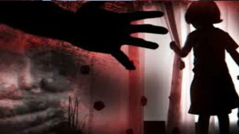 लखनऊ: गली में घसीट कर बच्ची से दुराचार की कोशिश, मां की पिटाई कर फाड़े कपड़े