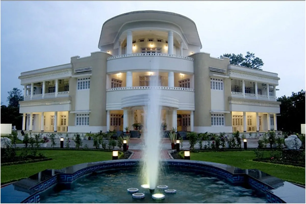 subir-raha-oil-museum