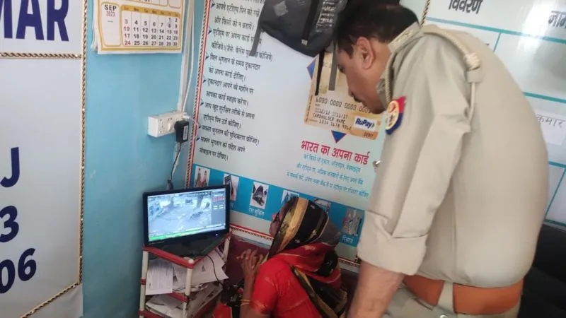 Unnao News: आशा बहू से दिनदहाड़े 50 हजार की लूट से मचा हड़कंप… बैंक से रुपये निकाल कर जा रही घर