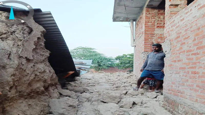 बाराबंकी: तेरहवीं कार्यक्रम के दौरान कच्ची दीवार गिरी, 10 घायल, चार की हालत गंभीर 