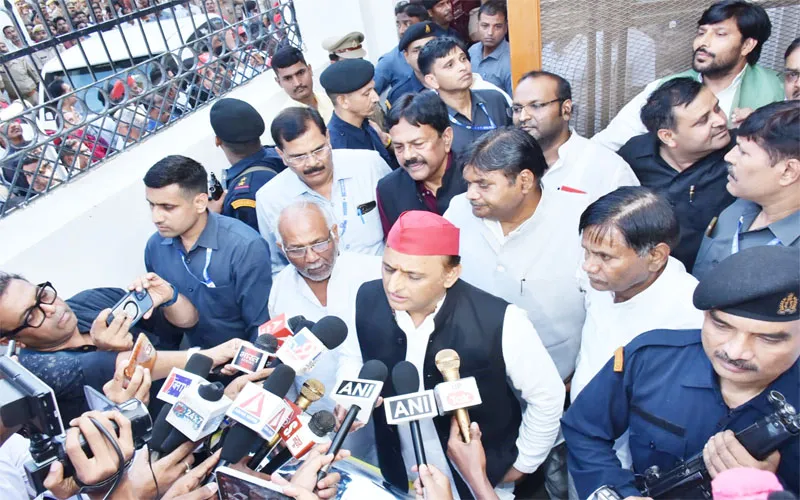 'इंडिया' गठबंधन में जो जैसा व्यवहार करेगा उसे वैसे ही वापस मिलेगा: अखिलेश यादव