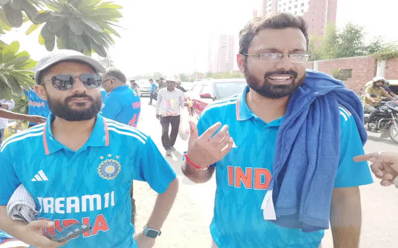 IND vs ENG World cup 2023: विराट का विकट गिरते ही प्रशंसकों में छाई मायूसी