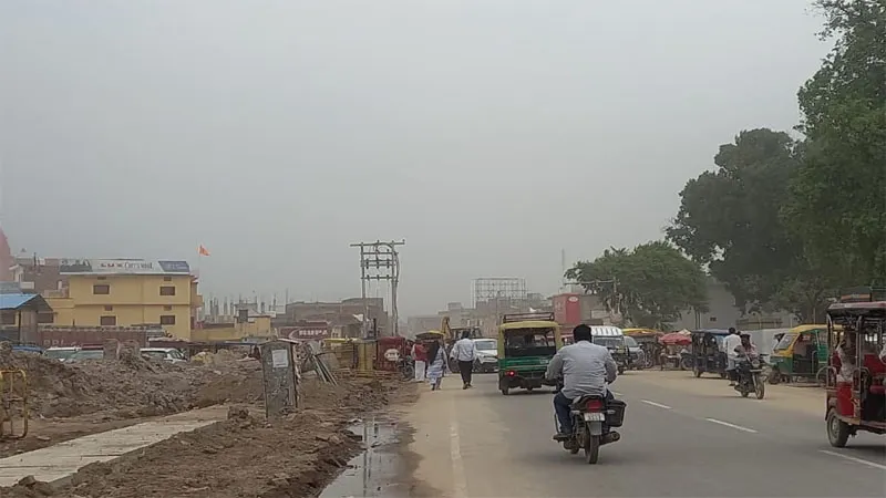 आंधी-बारिश से गुल हुई बिजली, फिल्मी रामलीला टली, एसएसपी ने 400 लोगों को पंडाल से निकलवाया सुरक्षित!