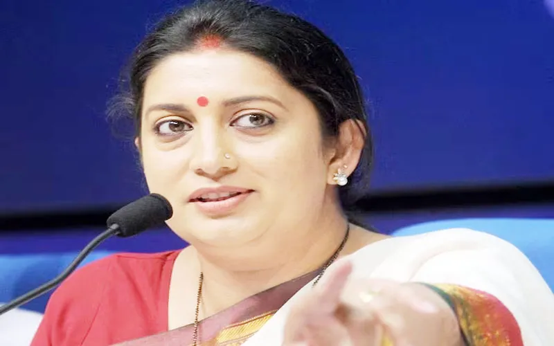 सोमवार को एक दिवसीय दौरे पर अमेठी आएंगी स्मृति ईरानी, कई कार्यक्रमों में लेंगी भाग