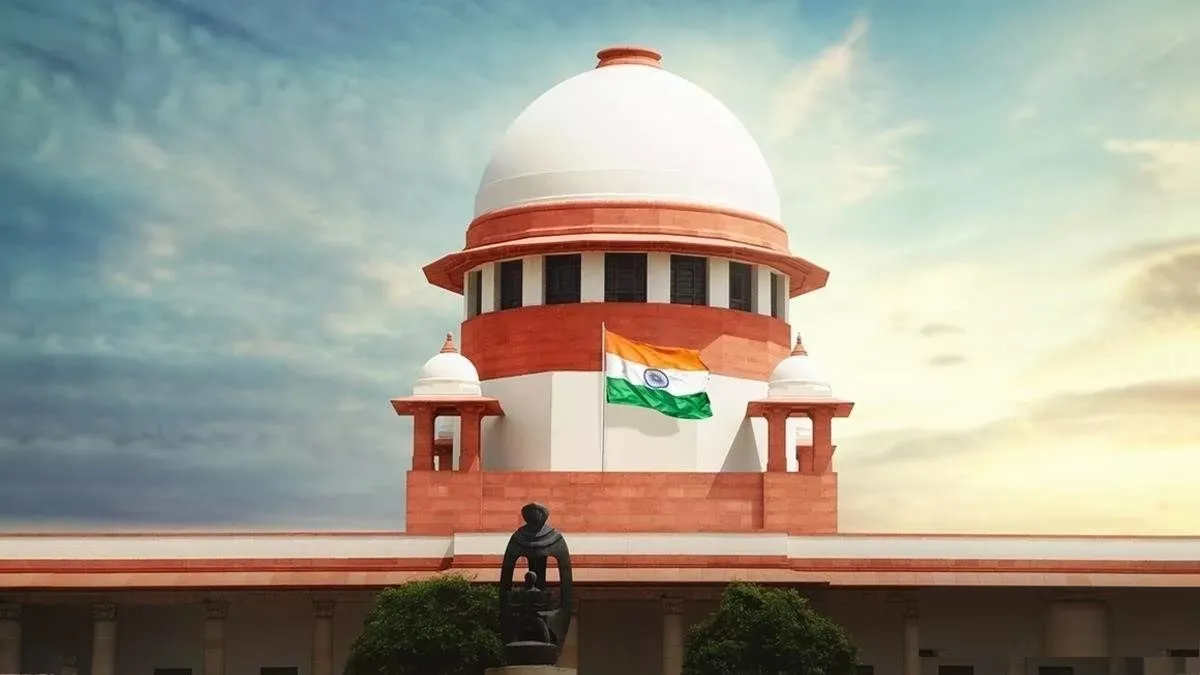 न्यूजक्लिक विवाद: संस्थापक पुरकायस्थ और HR प्रमुख चक्रवर्ती पहुंचे SC, UAPA के तहत गिरफ्तारी को चुनौती