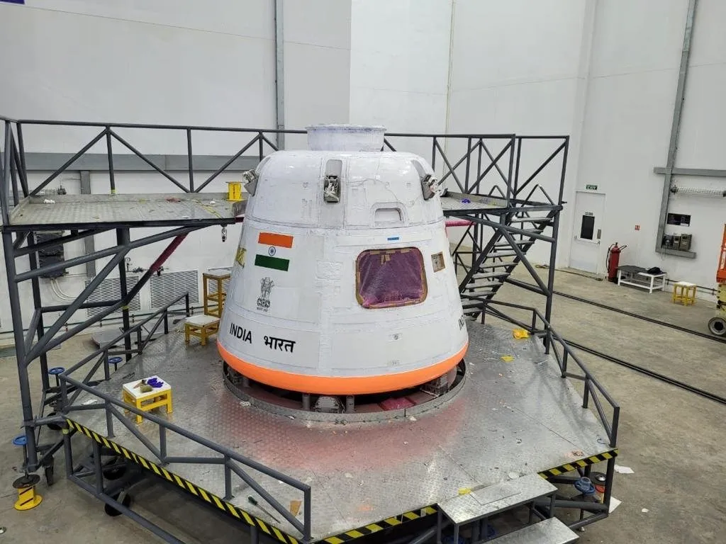 गगनयान मिशन: तैयारियां अपने अंतिम चरण में...ISRO अक्टूबर के अंत में कर सकता है परीक्षण, शेयर की तस्वीरें