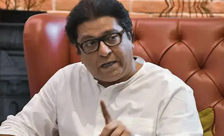 राज ठाकरे ने राज्य सरकार को दी चेतावनी, कहा- हम छोटे वाहनों को टोल से छूट दिलाएंगे, रोका गया तो...