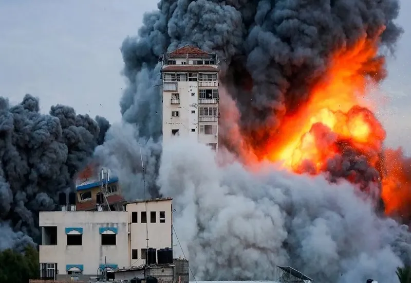 Israel Hamas War : इजराइल-हमास के युद्ध में हमारी अहम भूमिका, हिजबुल्ला अधिकारी ने क्यों दिया ये बयान? 