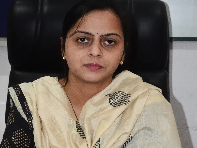 मुरादाबाद : 'लड़कियों को शिक्षित कर उन्हें आत्मनिर्भर बनाएं, दुनिया में फहरा रहीं परचम'