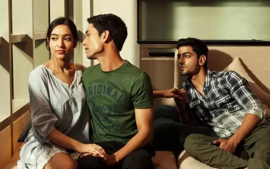 Relationship: गर्लफ्रेंड का किसी और से तो नहीं चल रहा चक्कर, बॉयफ्रेंड इन संकेतों से करें पहचान 