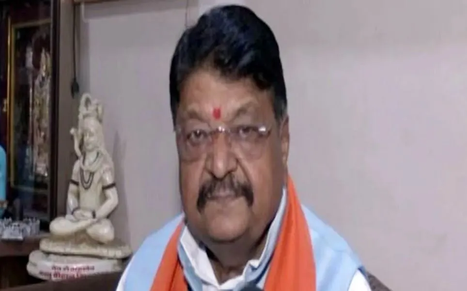 कैलाश विजयवर्गीय ने कहा- मेरे विधायक बेटे ने भाजपा अध्यक्ष को ‘स्वविवेक से’ पत्र लिखकर टिकट की दावेदारी वापस ली