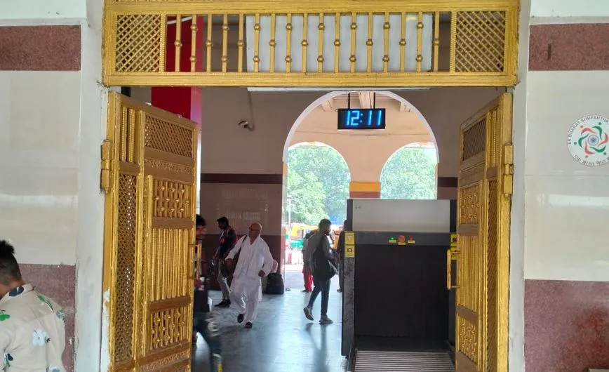 बरेली: दावों तक सिमटी जंक्शन की सुरक्षा, प्रवेश द्वार पर मेटल डिटेक्टर तक नहीं
