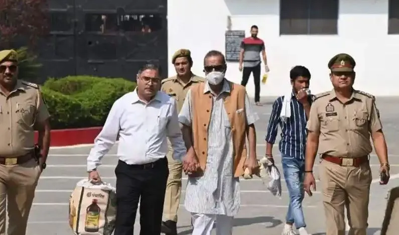बहुचर्चित निठारी कांड: मुख्य आरोपी मोनिंदर पंढेर लुक्सर जेल से रिहा 