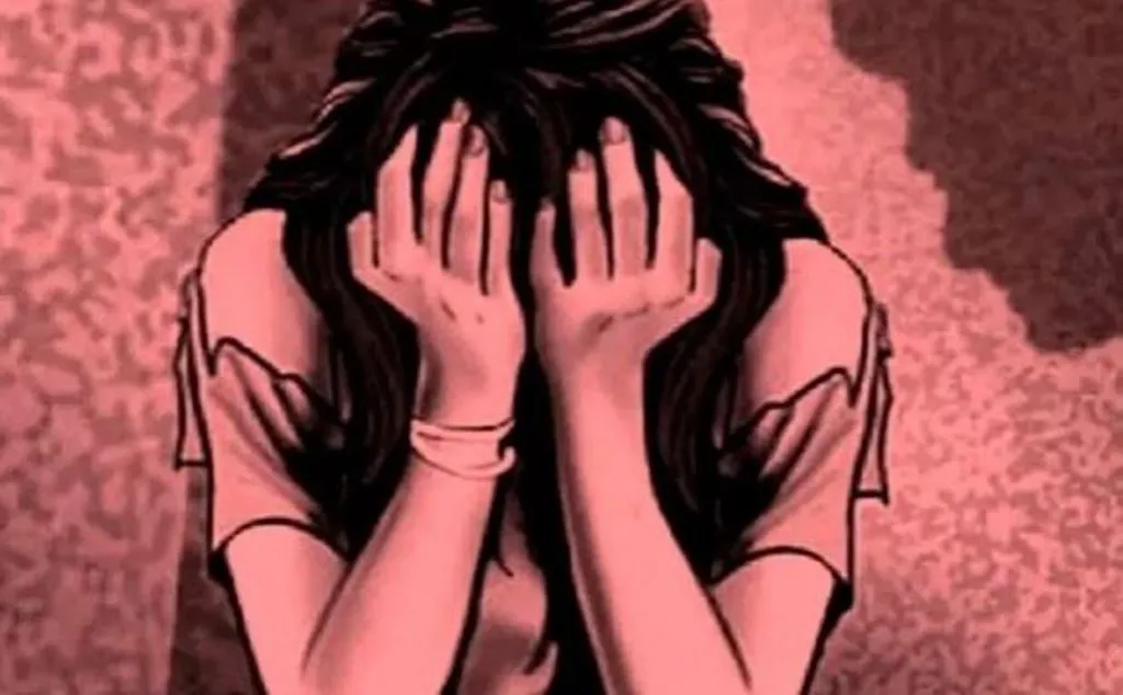 लखीमपुर-खीरी: दुष्कर्म पीड़िता बोली पुलिस ने कमरे में बंद कर पीटा, सादे कागज पर लगवाया अंगूठा 