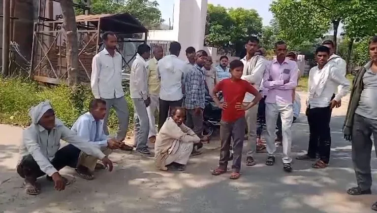 कासगंज: जेसीबी चालक की हत्या कर नहर किनारे फेंका शव, परिवार में मचा कोहराम