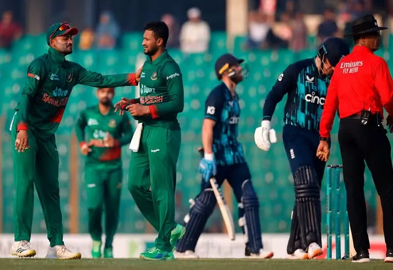 ICC World Cup 2023 : पहली हार को भुलाकर बांग्लादेश के खिलाफ जीत की राह पर लौटने उतरेगा इंग्लैंड 