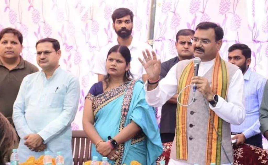 पीलीभीत: राज्यमंत्री बोले- क्षेत्र के विकास के लिए सही जनप्रतिनिधि होना बहुत जरुरी..जानिए किस पर साध गए निशाना!