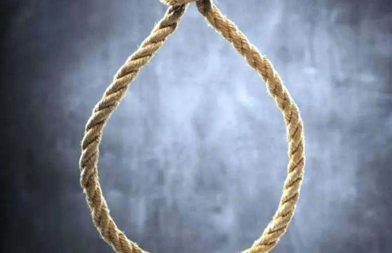 बरेली: क्लर्क ने फंदे से लटककर दी जान, प्रधानाचार्य पर आरोप