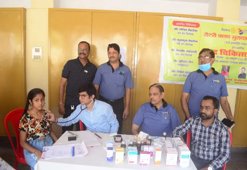 मुरादाबाद : चिकित्सकों ने की शिविर में 177 मरीजों की निशुल्क जांच, वृद्धाश्रम में  ग्रेंड पैरेट्स डे भी मनाया गया