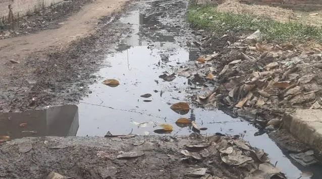 बरेली: शासन से नहीं मिला बजट, गांवों में विकास कार्य ठप